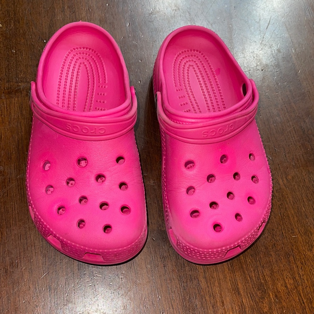 Girls size 3 pink crocs